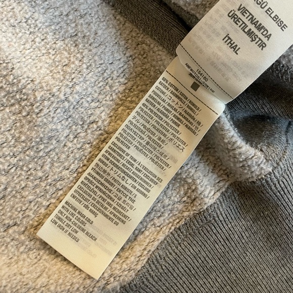 Abercrombie & Fitch logo zip up hoodie - Picture 5 of 11